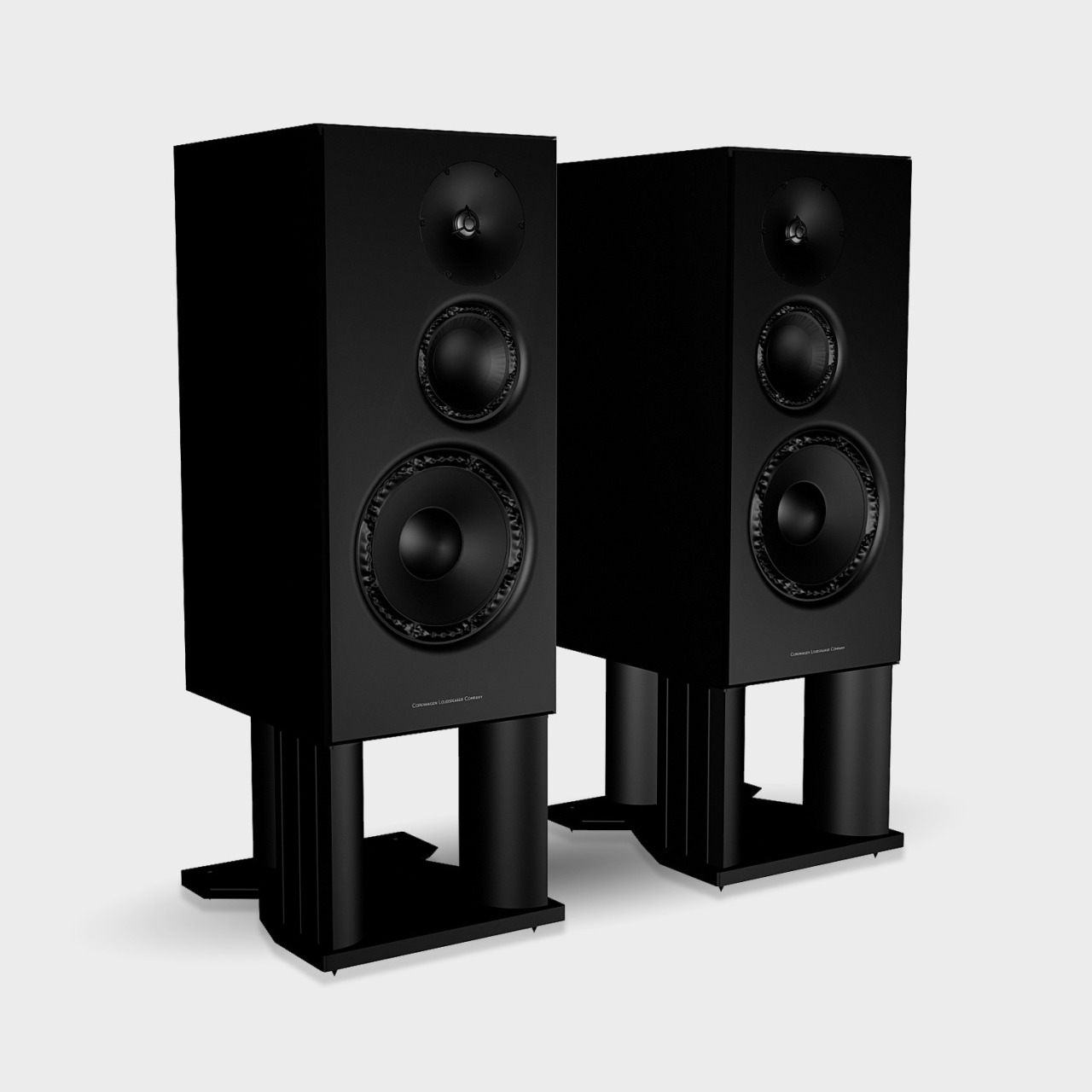 clc65_persp_black_grey_2.jpg