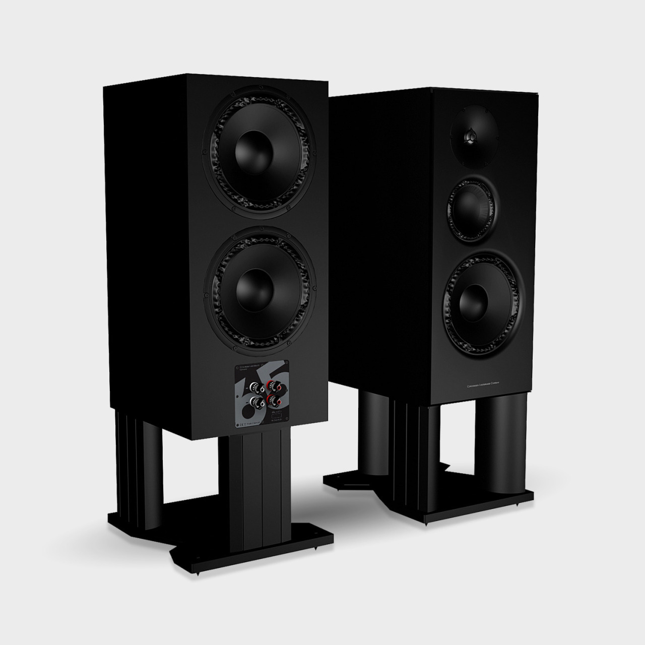 clc65_persp-bf_black_grey_2.jpg