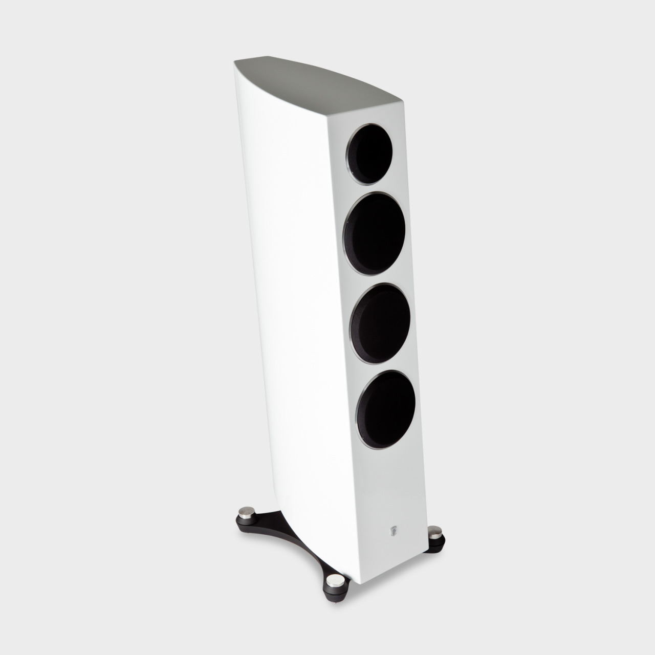 fm-30_persp_white-g_grey_3.jpg