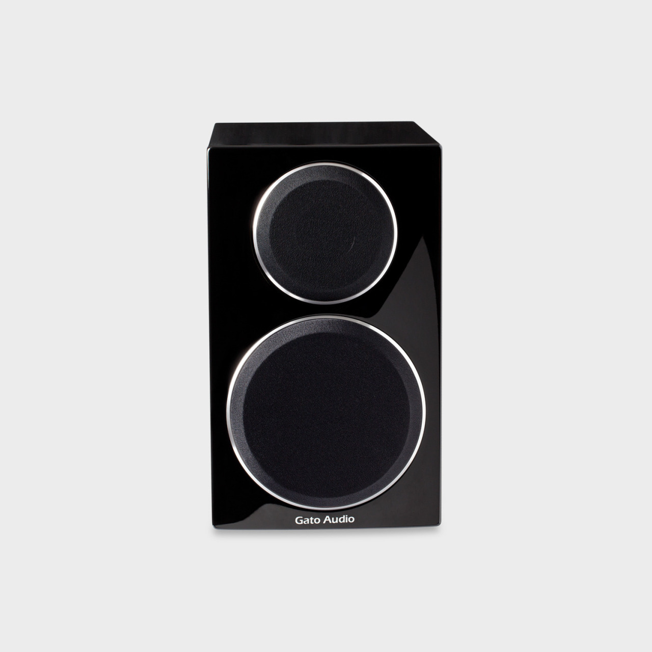 fm-8_front-g_black_grey_3.jpg